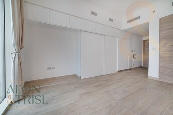 Dubai Marina Towers (Emaar 6 Towers) Apartment for Sale, Dubai Marina, Dubai