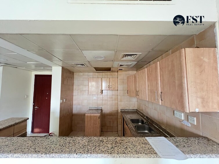 England Cluster Apartment for Rent, International City, Dubai