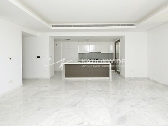 6 BR Villa For Sale in Redwoods