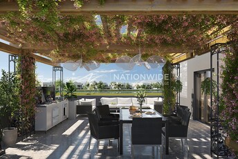 5 BR Villa For Sale in Yas Acres