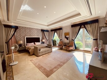  Villa for Rent, Emirates Hills, Dubai