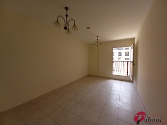 Apartment for Rent, International City, Dubai
