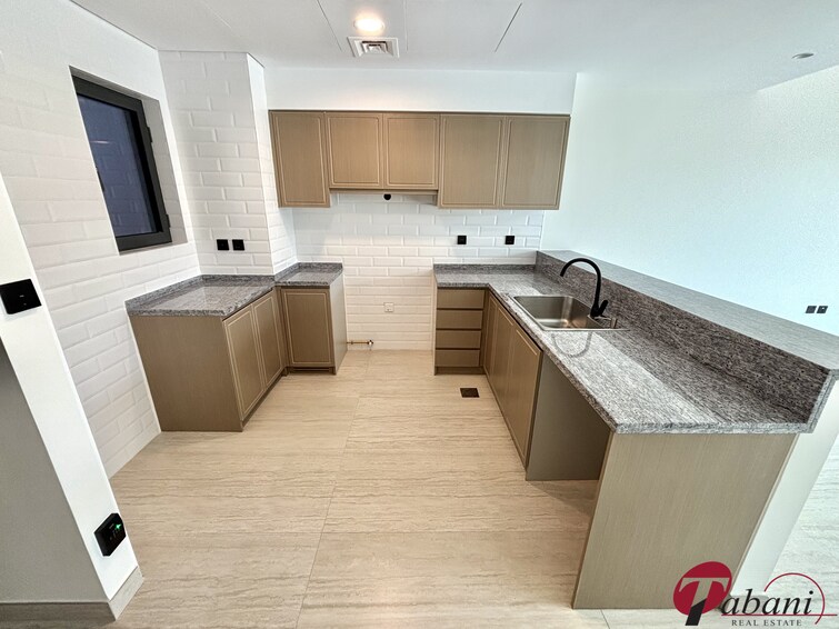 4 Bedroom 1550 Sq.Ft. Townhouse for Sale in Costa Brava, Damac Lagoons, Dubai - 9208741 photo 5