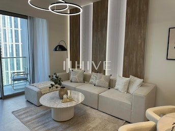 2 BR Apartment For Rent in Downtown Dubai