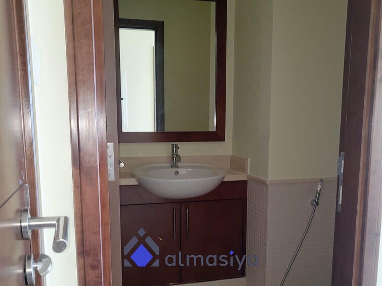 South Ridge Towers Apartment for Rent, Downtown Dubai, Dubai