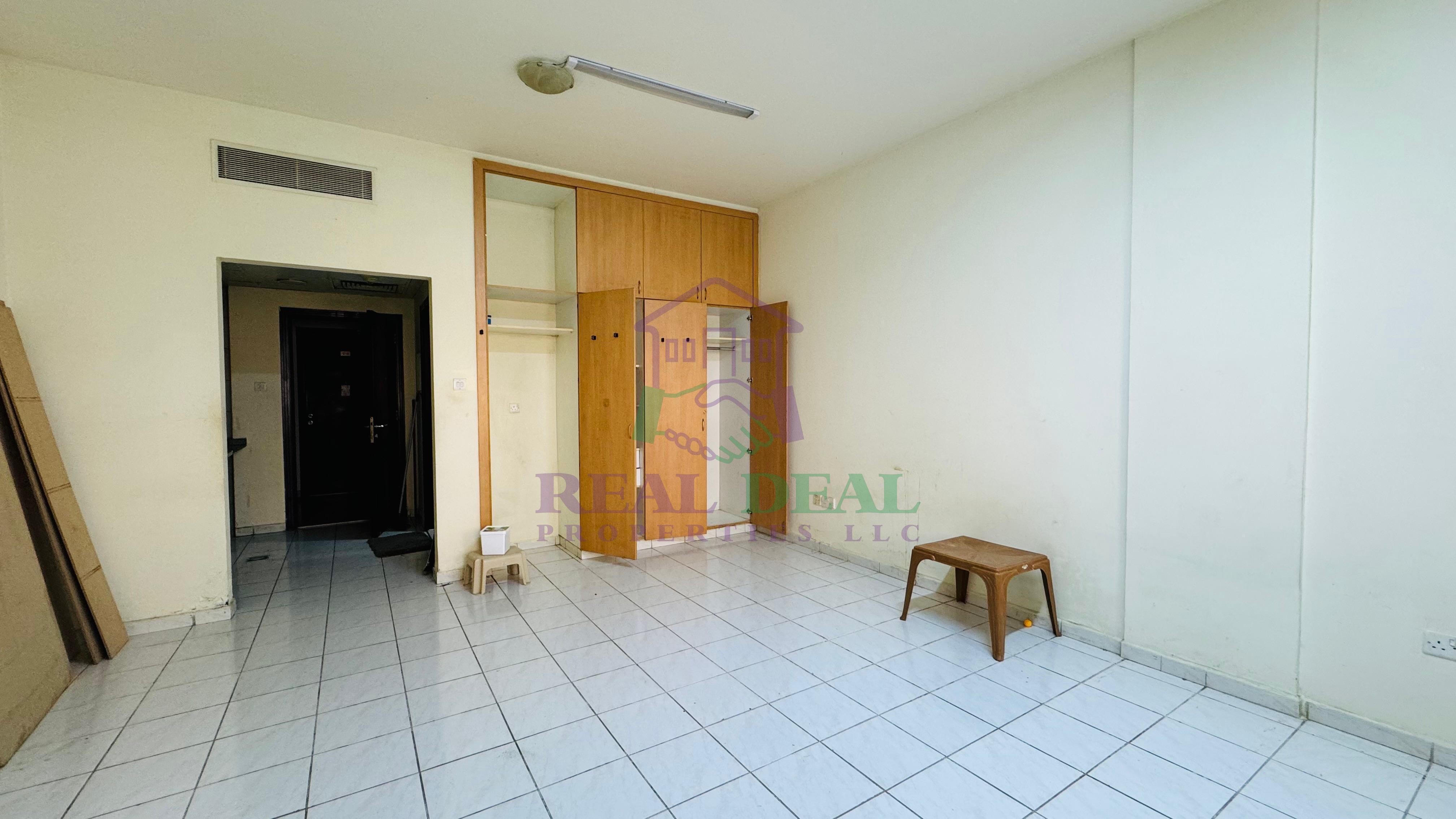 Italy Cluster Apartment for Rent, International City, Dubai