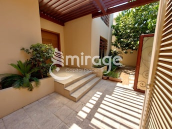 Narjis Villa for Sale, Al Raha Golf Gardens, Abu Dhabi