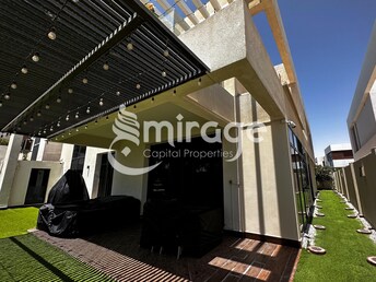 West Yas Villa for Sale, Yas Island, Abu Dhabi