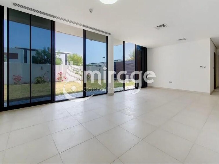 West Yas Villa for Sale, Yas Island, Abu Dhabi