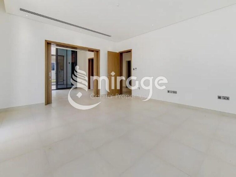 West Yas Villa for Sale, Yas Island, Abu Dhabi