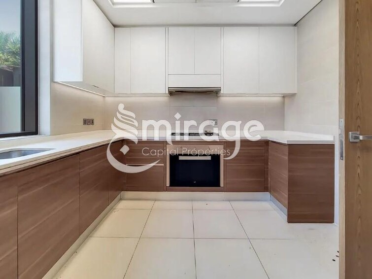 West Yas Villa for Sale, Yas Island, Abu Dhabi