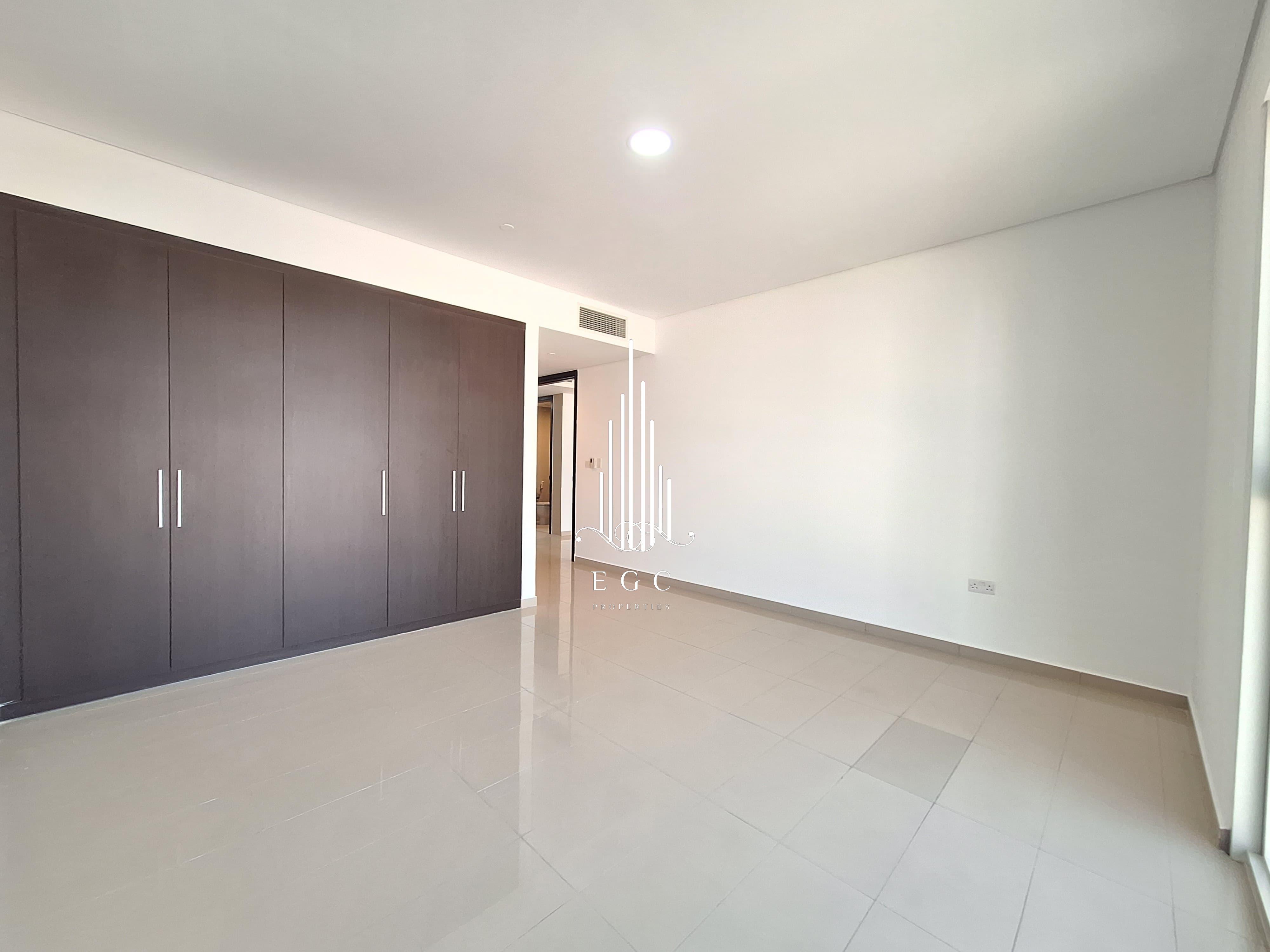 Marina Square Apartment for Sale, Al Reem Island, Abu Dhabi