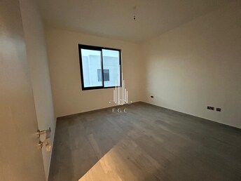 2 BR Townhouse For Sale in Noya