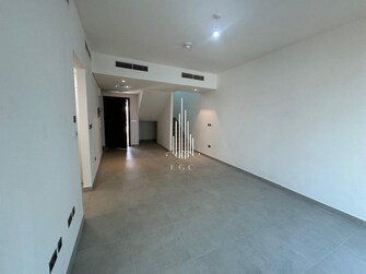 3 BR Townhouse For Sale in Noya Cover Image