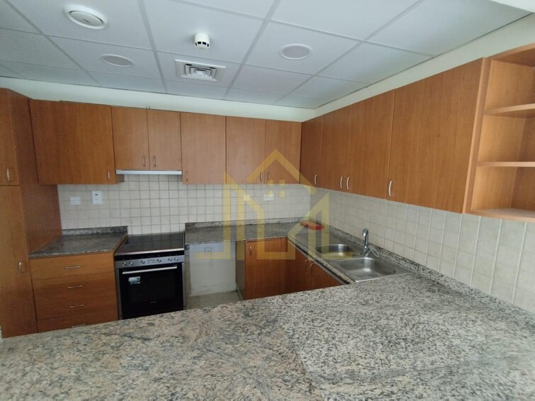 Al Jazeera Tower Apartment for Rent, Al Mamzar, Dubai