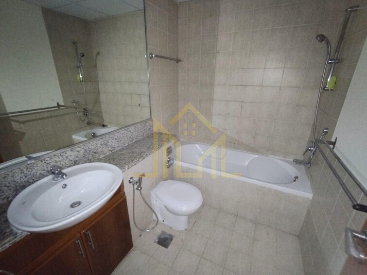 Al Jazeera Tower Apartment for Rent, Al Mamzar, Dubai