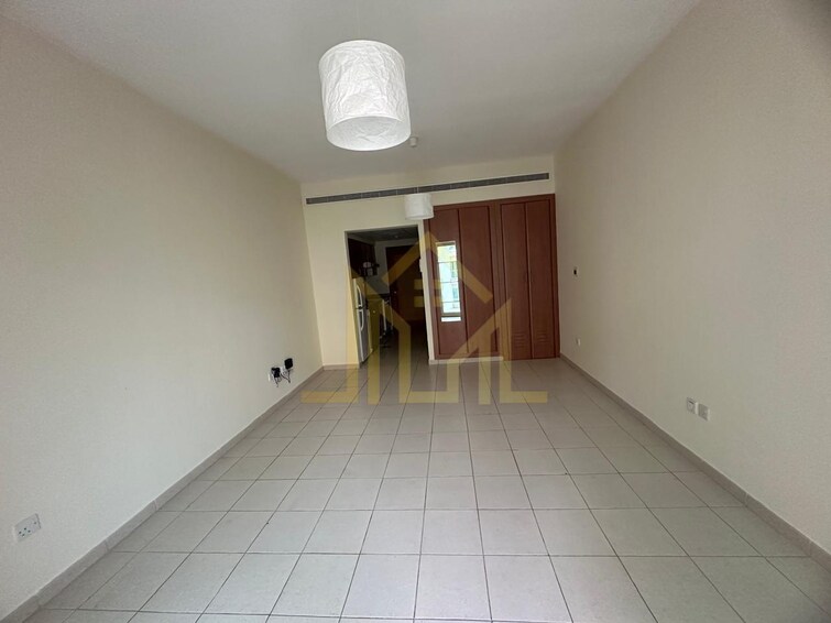Al Thayyal Apartment for Rent, The Greens, Dubai