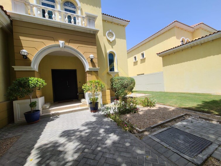 Legacy Villa for Rent, Jumeirah Park, Dubai