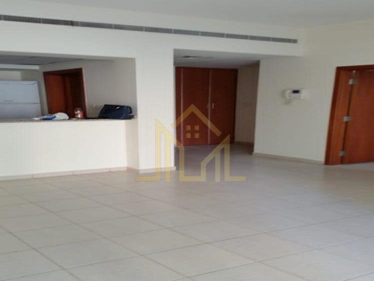 Al Dhafrah Apartment for Rent, The Greens, Dubai
